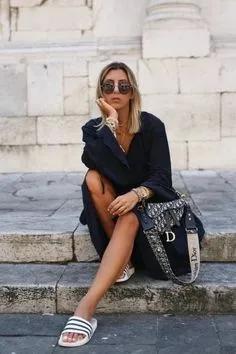 快来get这款潮酷腋下包吧,腋下包轻奢小众lisa