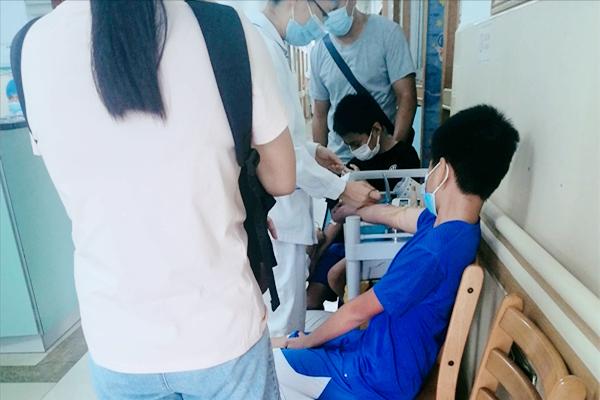 暑假带8岁儿子上哪玩,暑假带八岁儿子去西藏