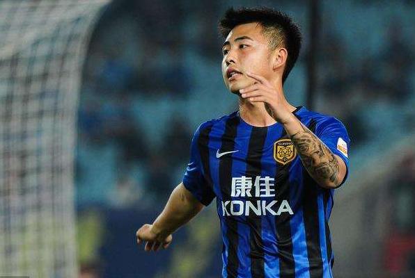 他是苏宁球迷最寄予厚望的锋线新星！如今租借中甲表现却很平庸