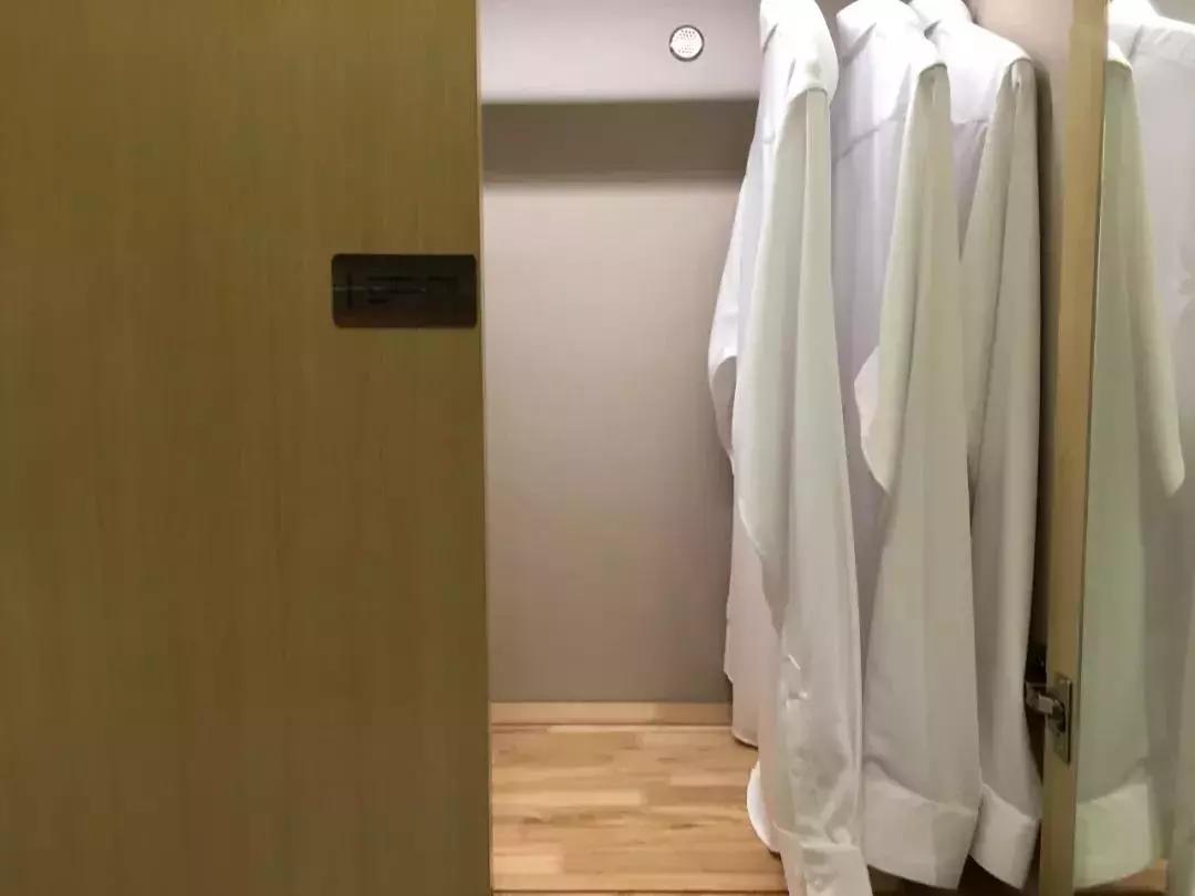 楼市火爆场面,房地产火爆活动现场