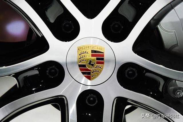 汽车标志像马的是什么牌子,汽车车标用什么做的