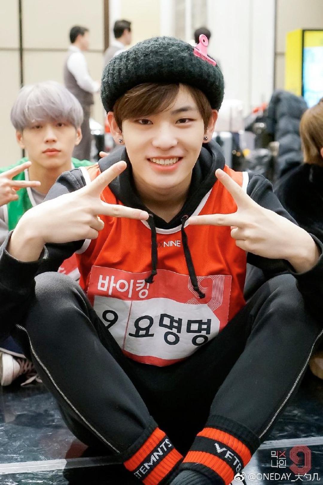 鏄撶儕鍗冪幒鐜嬭仾,鏄撶儕鍗冪幒鍜岀帇鎬濊仾鍚堢収