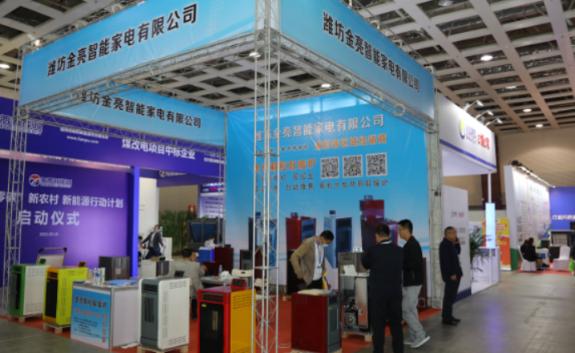 生物质颗粒炉：小炉子坐上大奔驰“出嫁”