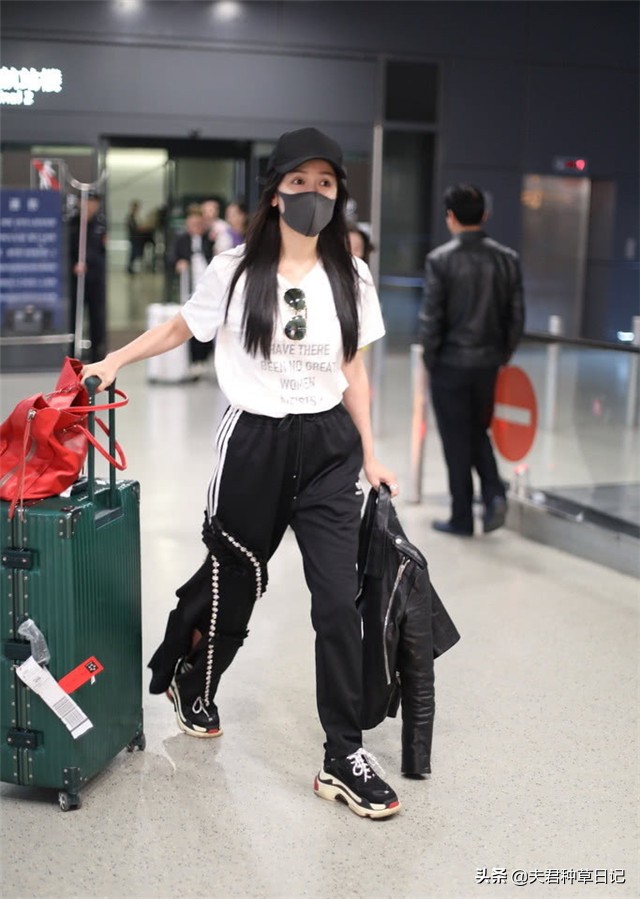 裙裤式牛仔阔腿裤,窄版阔腿裤和哈伦裤哪款显瘦