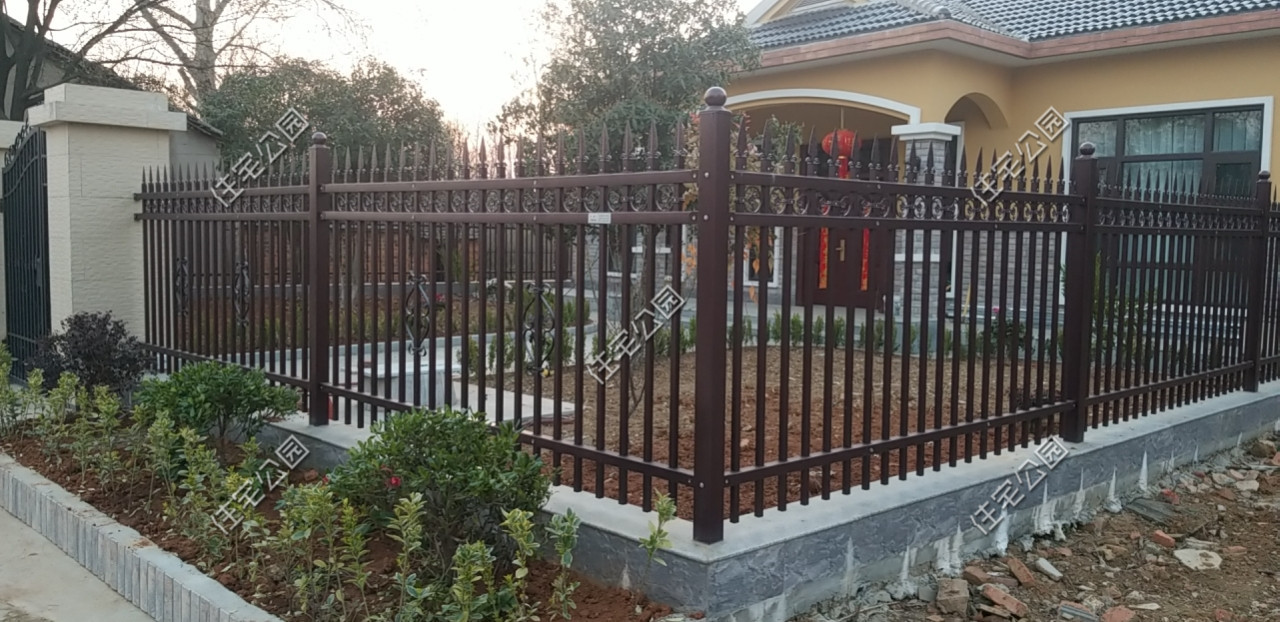 安徽老哥30万建房,钢结构屋顶铺XPS板,室内冬暖夏凉你见过吗?