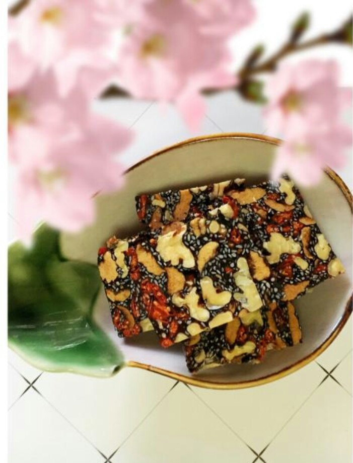 吃阿胶糕真的有效果吗,假阿胶糕吃了有害吗