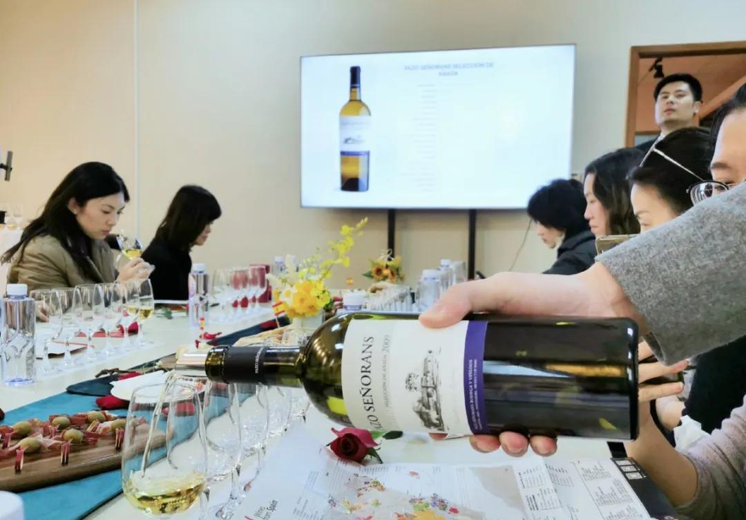 自由行去巴黎西班牙巴塞罗那行程,从巴塞罗那到巴塞罗那