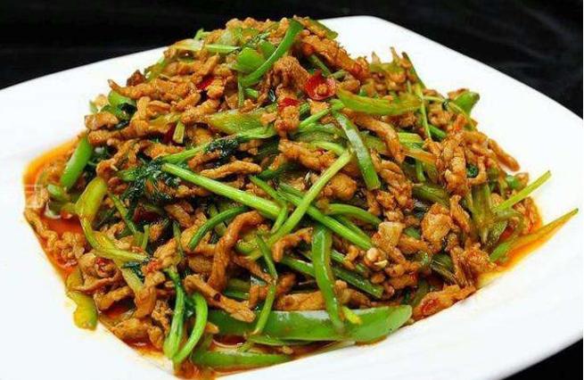 孜然牛肉卷炒菠菜,牛肉炒芹菜油焖大虾