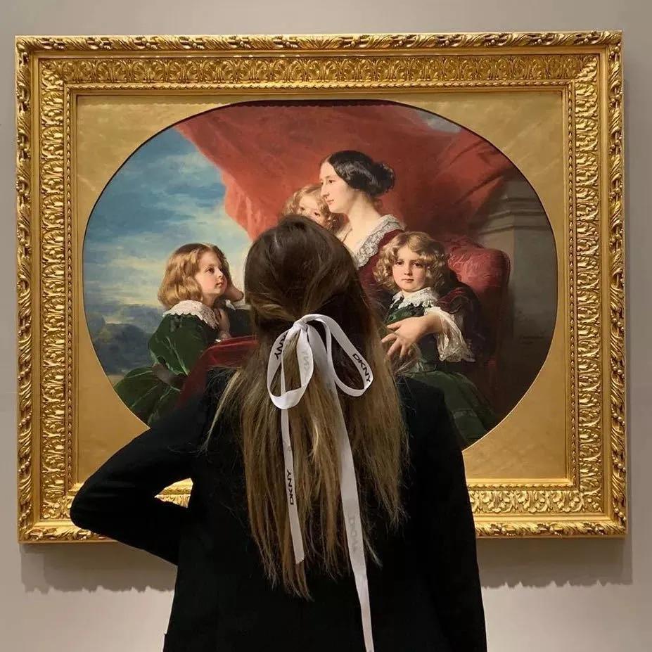 今年流行什么风格的头饰,比较流行百搭的头饰