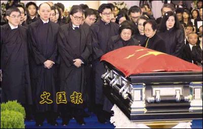 三房太太，13名子女，争夺几百亿家产，霍家宫斗比港剧精彩多了