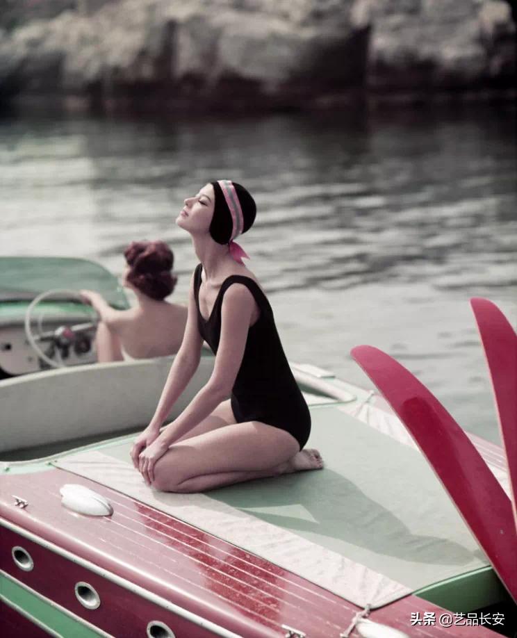 最具风情的复古美人,镜头下的少女仙气十足太美了