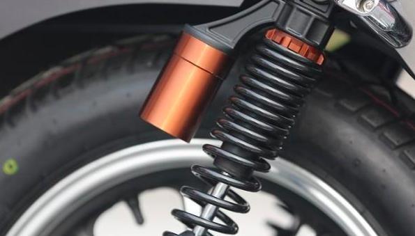 售8980元！国产美式巡航车，长途摩旅专用，续航达500km以上