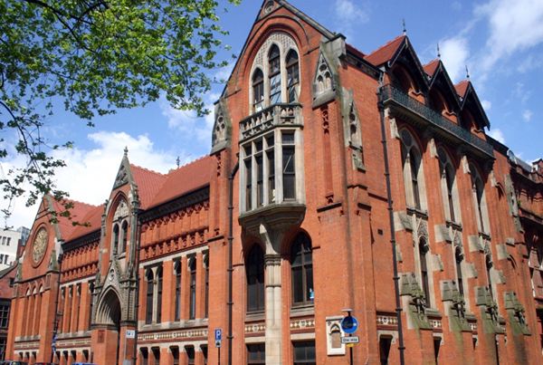 英国伯明翰大学一年费用,英国伯明翰大学世界排名