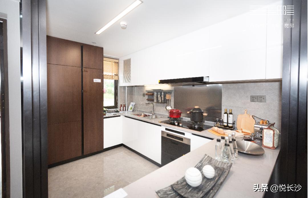 万科出大招,万科大平层最好的楼盘