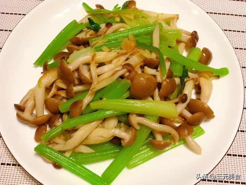 芹菜炒牛肉丝瓜汤,芹菜炒鱿鱼须的家常做法大全