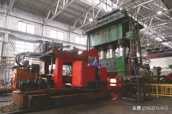 瓦轴精锻完整视频,瓦轴锻造毛坯