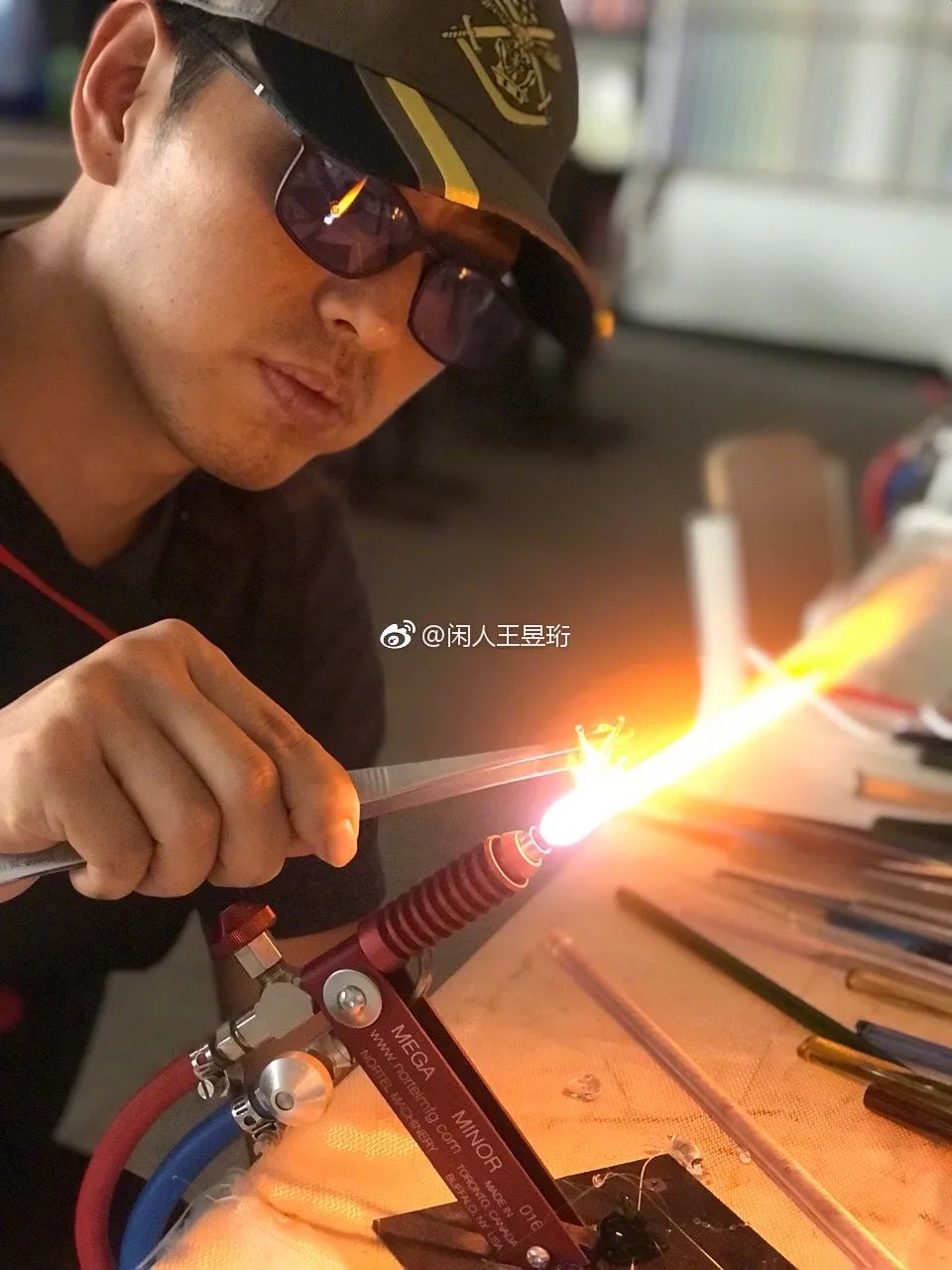 王昱珩上学经历,清华毕业的王昱珩