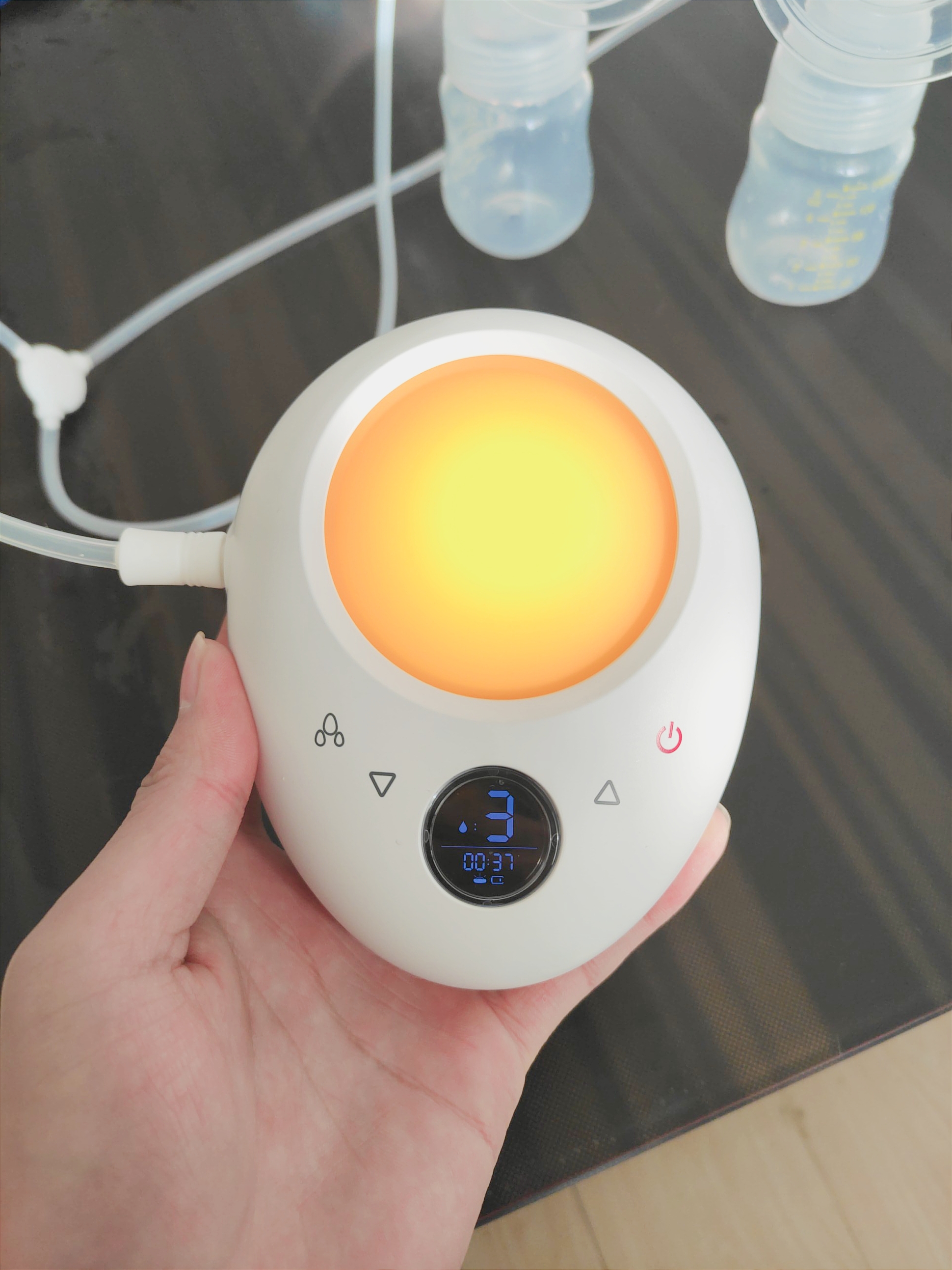 怎么正确使用吸奶器吸奶,吸奶器吸奶的正确姿势和方式