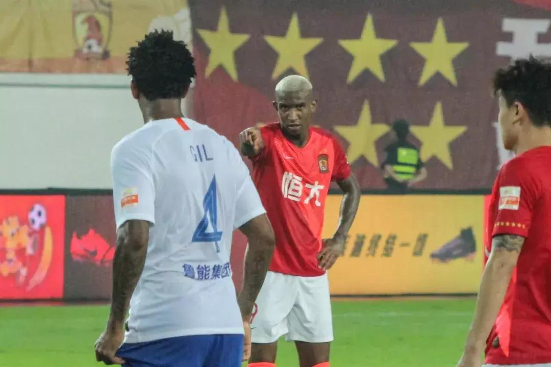 塔利斯卡对恒大比赛视频,恒大鲁能塔利斯卡