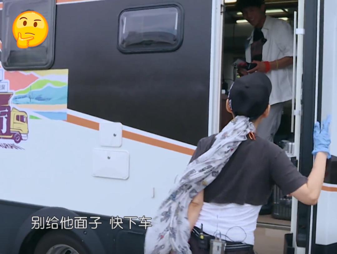 中餐厅第5季黄晓明宁静还有哪3位,中餐厅5宁静拷问黄晓明时吃的啥