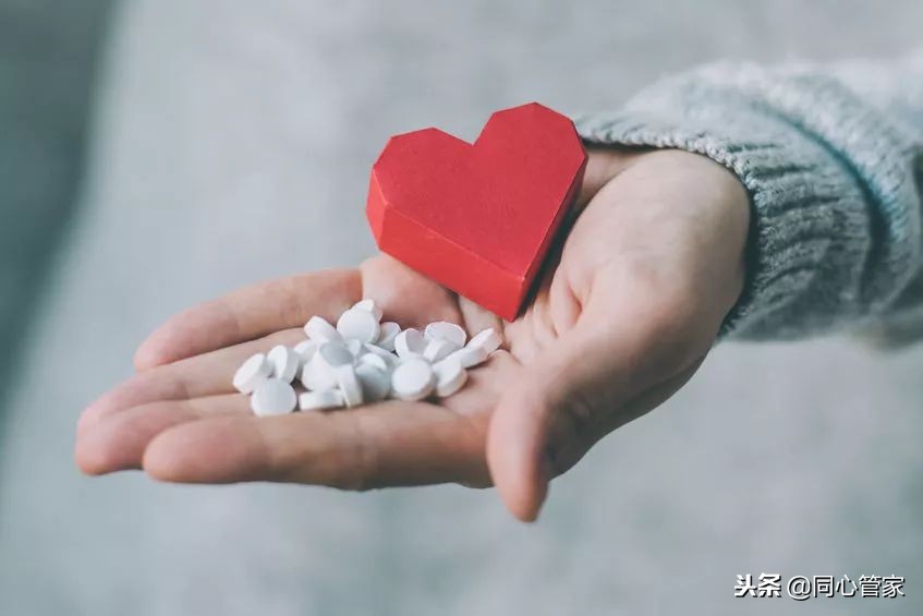 吃阿司匹林有什么不良反应,吃阿司匹林导致肠胃功能下降