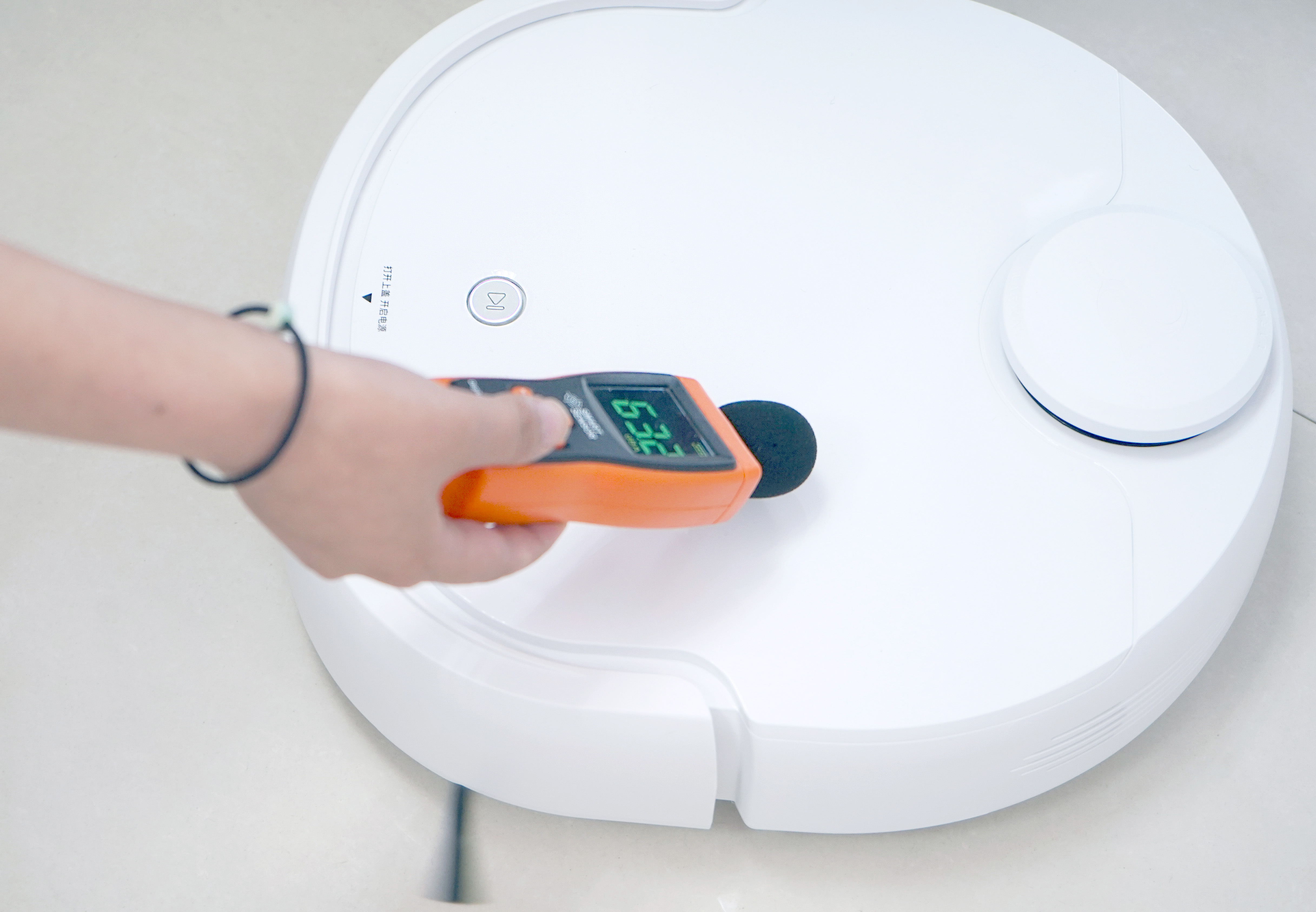 扫地机器人解放劳动力,会扫地的机器人