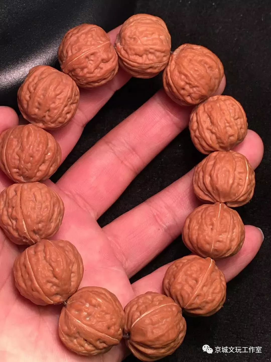 小核桃手串挑选方法,小核桃手串挑选全攻略