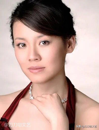 刘琳徐静蕾话剧,刘琳和徐静蕾的照片