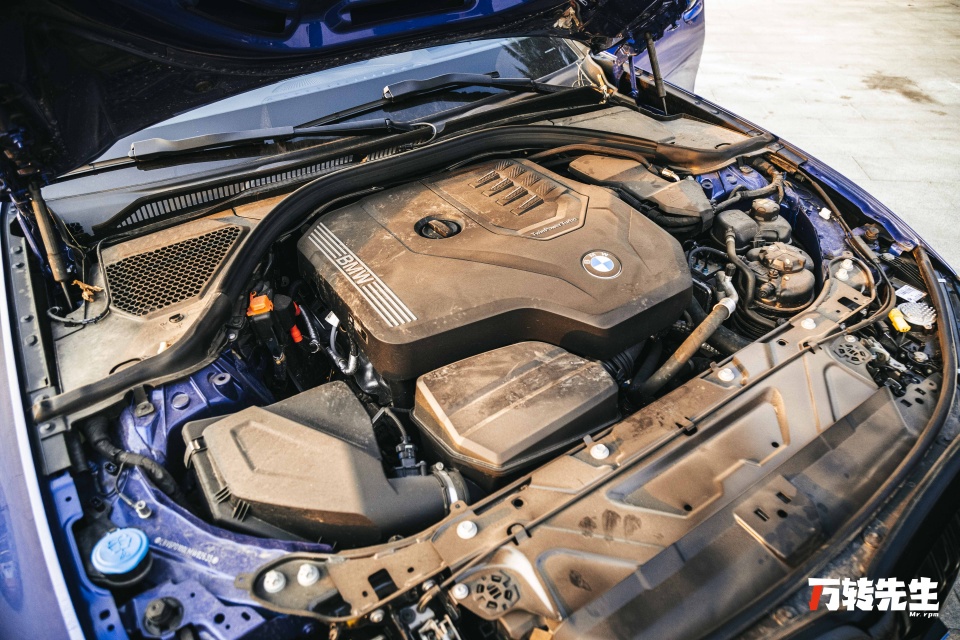 宝马330li试驾2021白色,新款宝马330li试驾