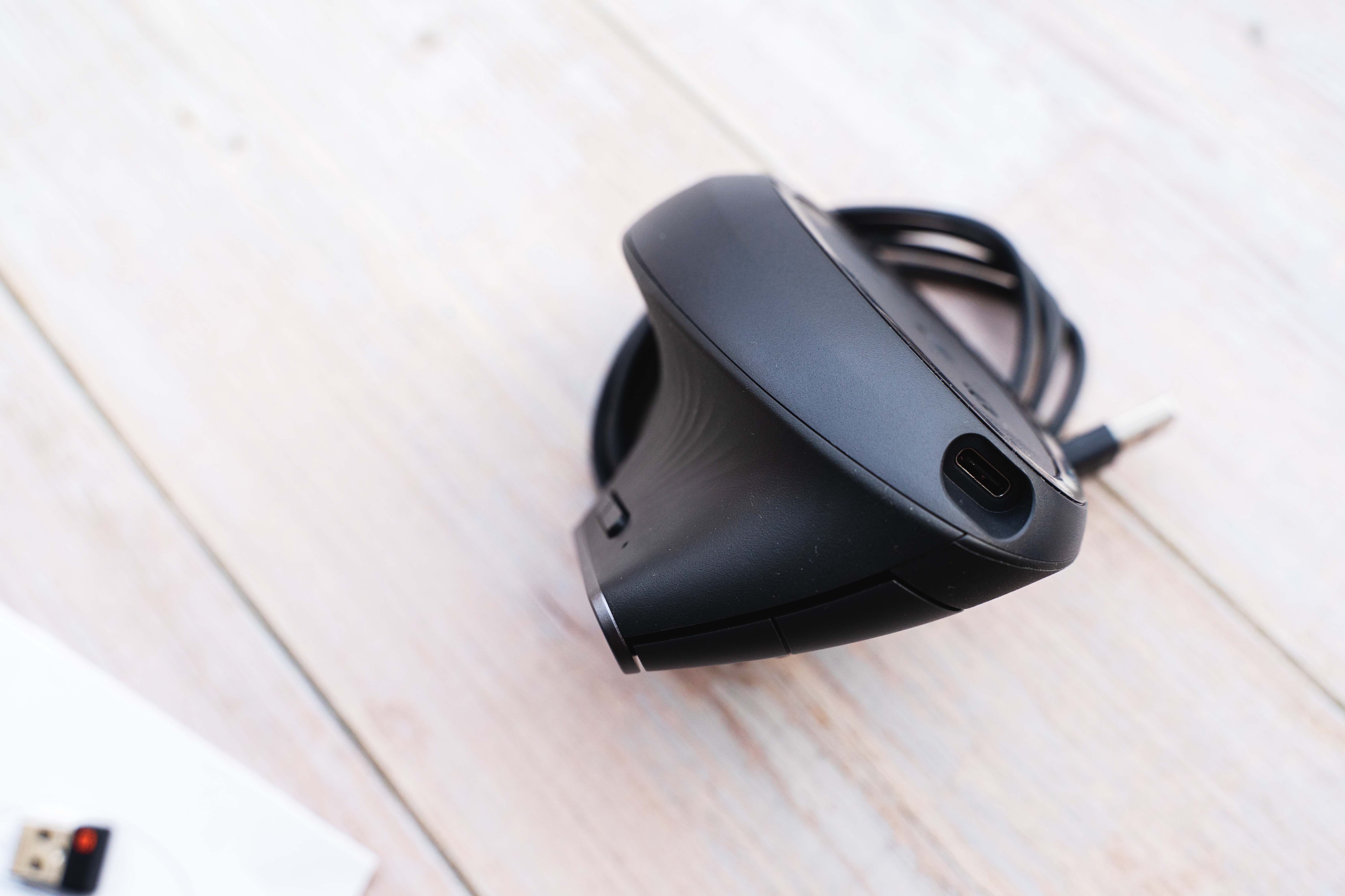 罗技mxanywhere3鼠标mac版区别,罗技mx鼠标能随键盘切换吗