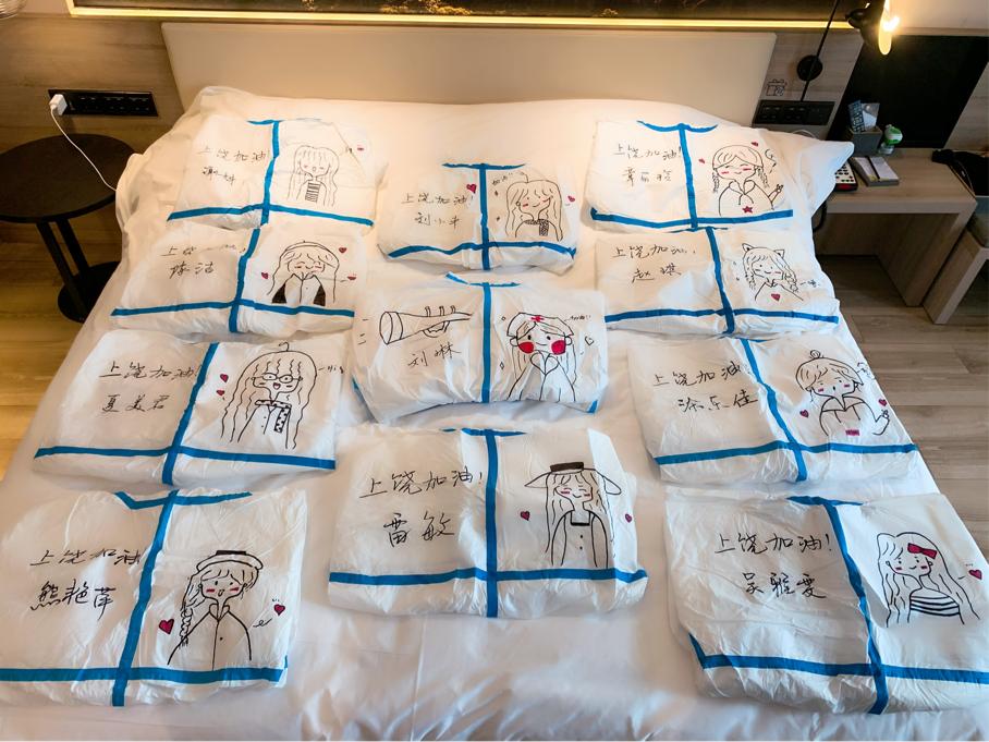 援鄂医疗队战疫日记,致敬抗疫志愿者绘画