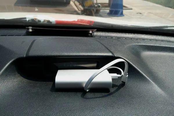 热天车子被暴晒怎么办,车被暴晒有什么影响