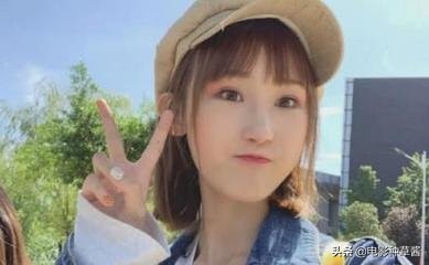 假装伴奏陈雪凝合拍完整版,陈雪凝曾经火遍全网的歌