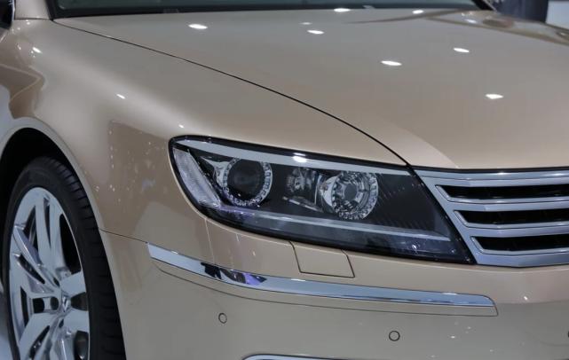 大众低调豪车辉腾图片,隐形豪车辉腾