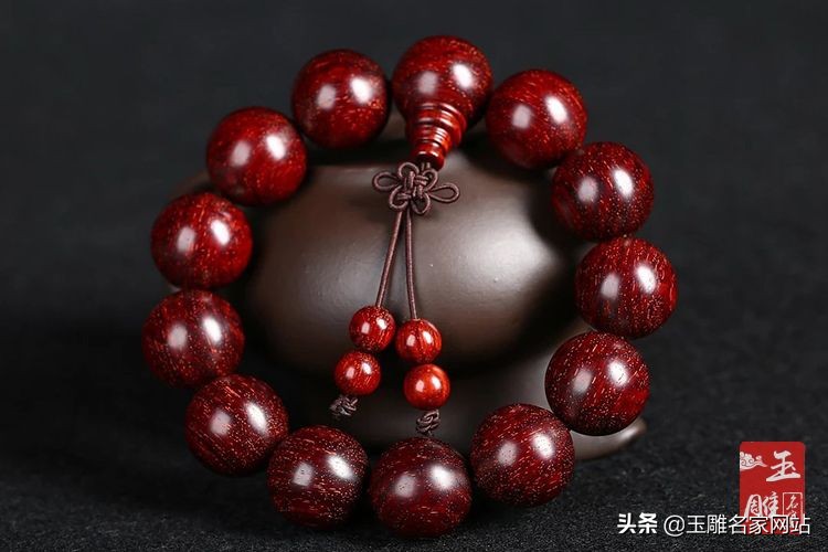 檀木手串应该怎么盘玩,檀木手串怎么盘