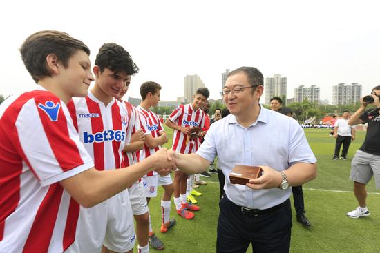 浐灞国际陆港首届校园足球联赛,国际青少年校园足球邀请赛