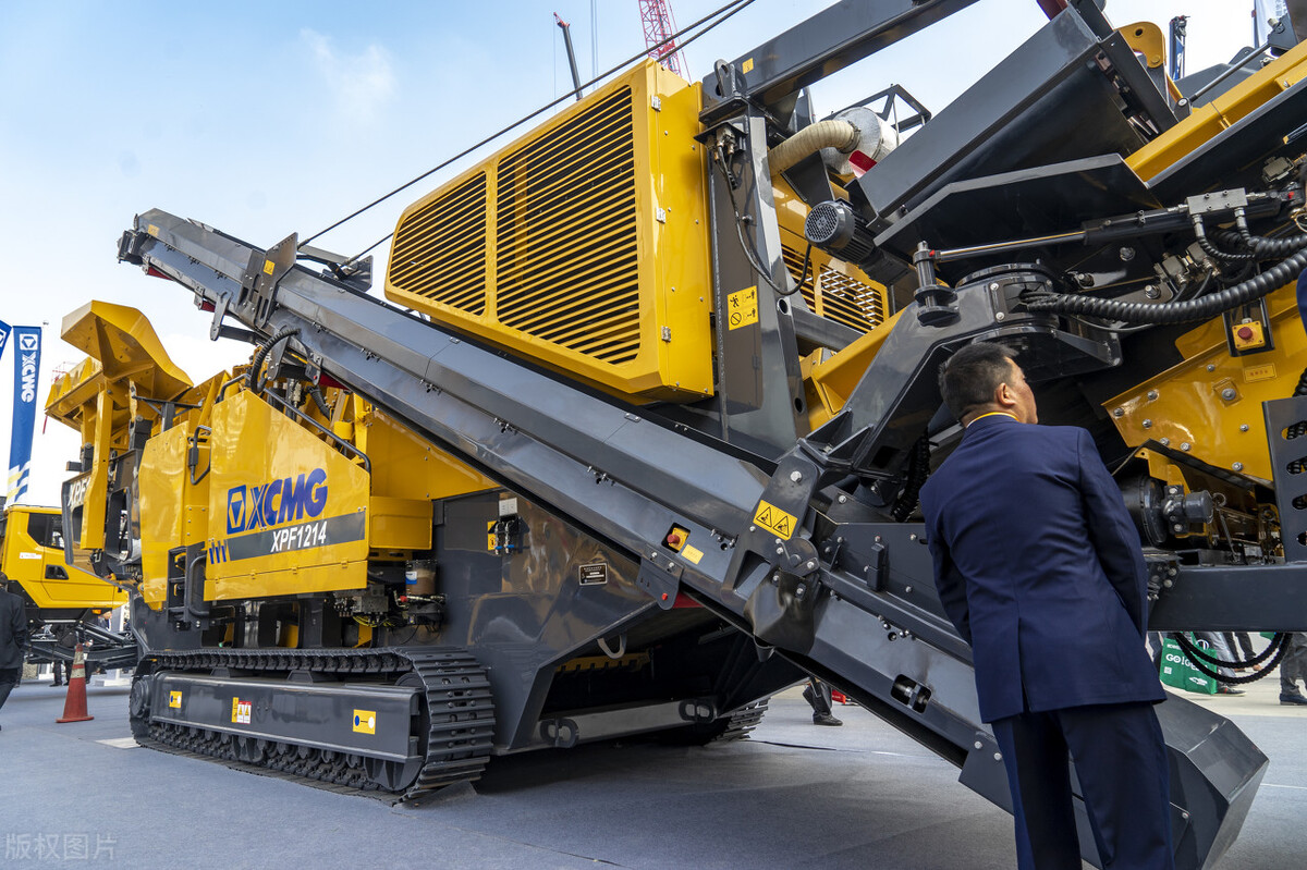 全球工程机械前十强,全球工程机械前十强中国上榜3家