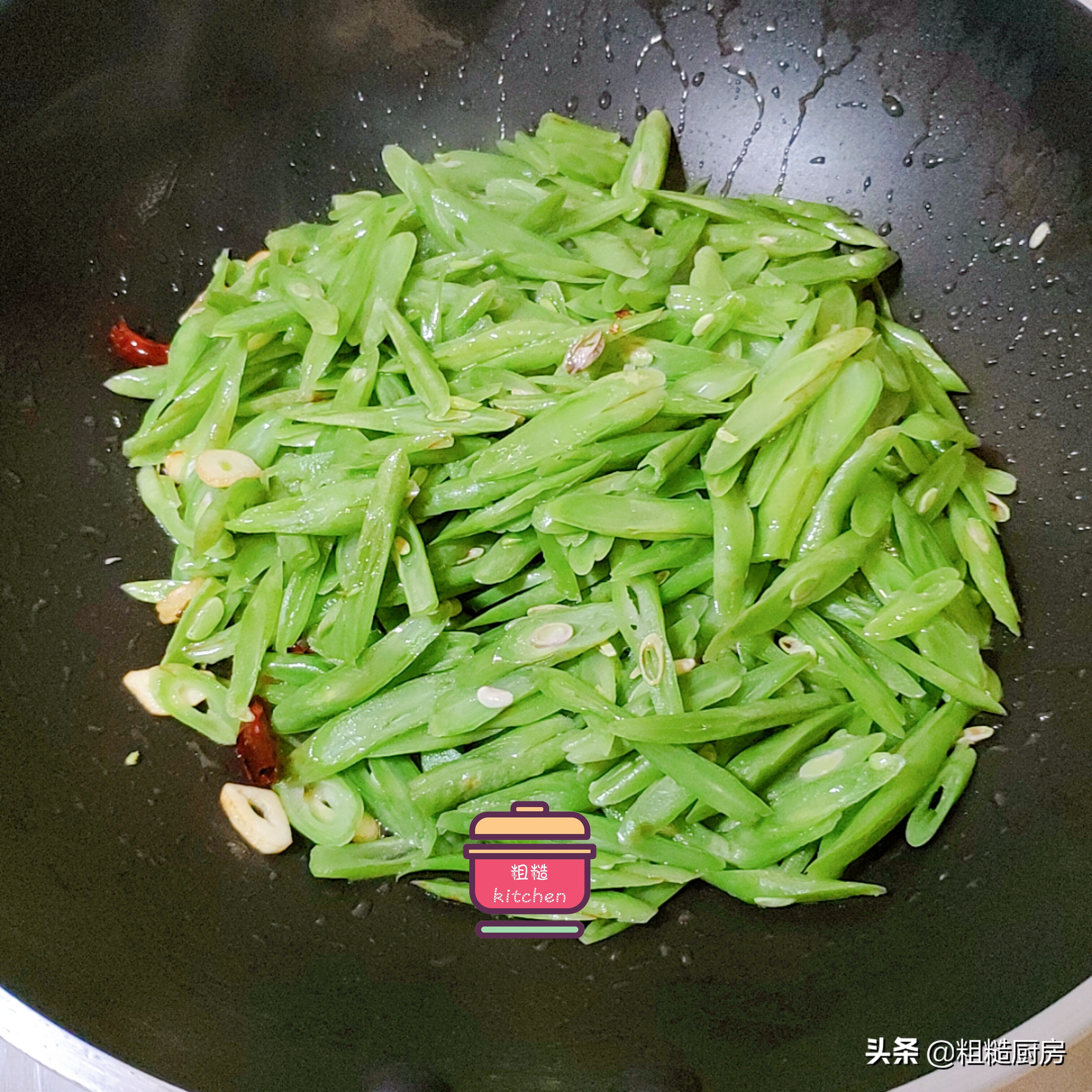 豆角炒不熟能引起食物中毒吗,豆角炒不熟会有什么问题