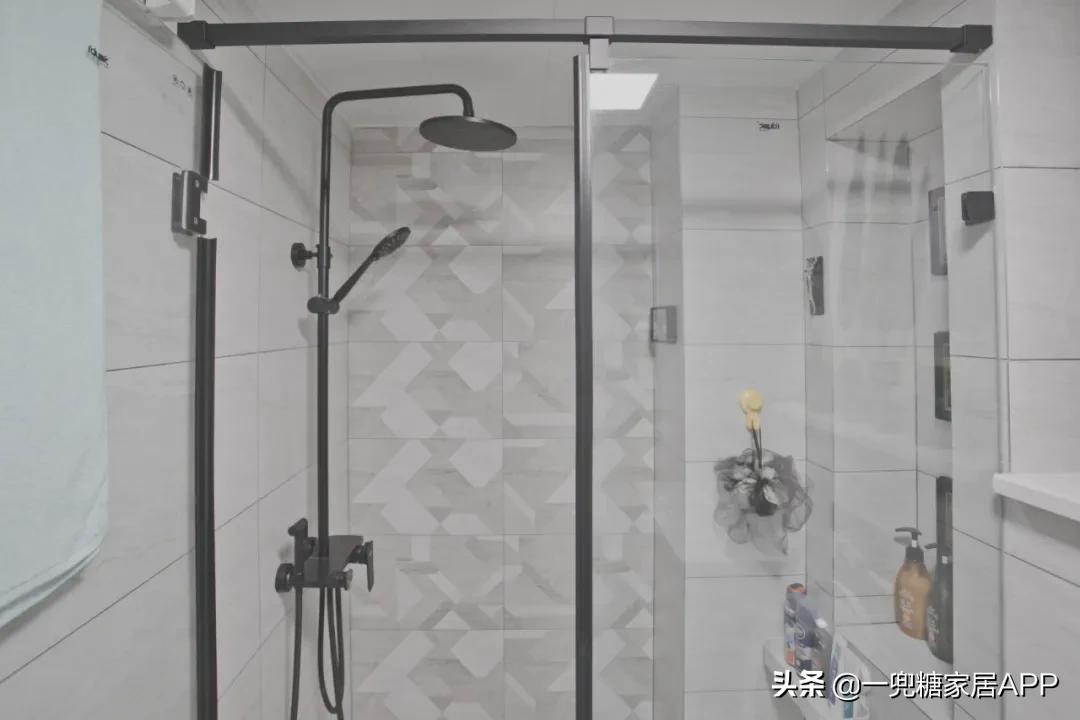 48平米小餐厅,双人小包厢餐厅可看电影