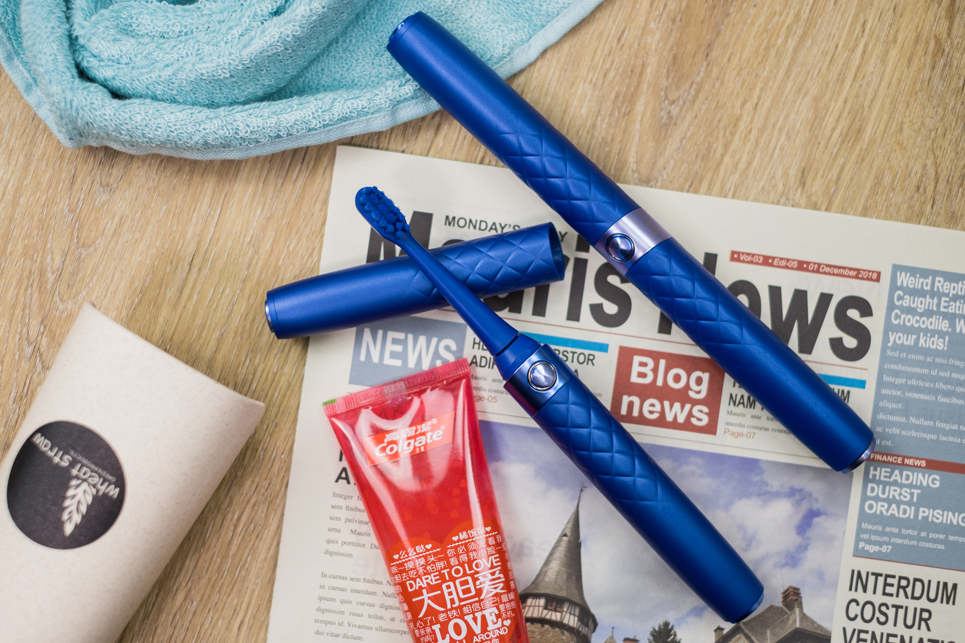 电动牙刷水里震动效果,电动牙刷刷牙的正确方法3d演示