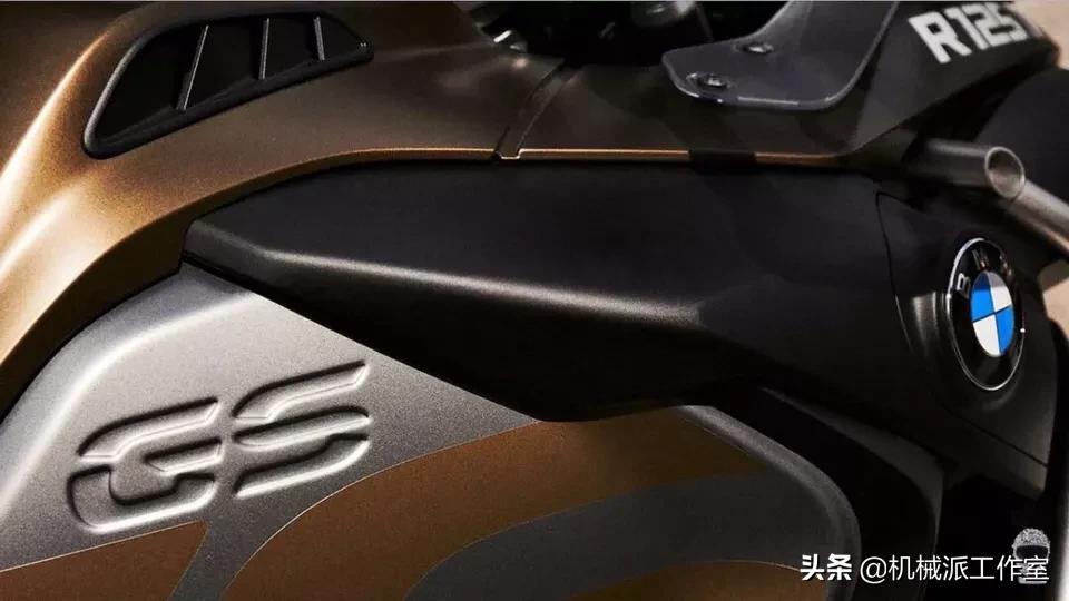 bmwr1250gs,r1250gs水鸟拉力版有手把加热吗