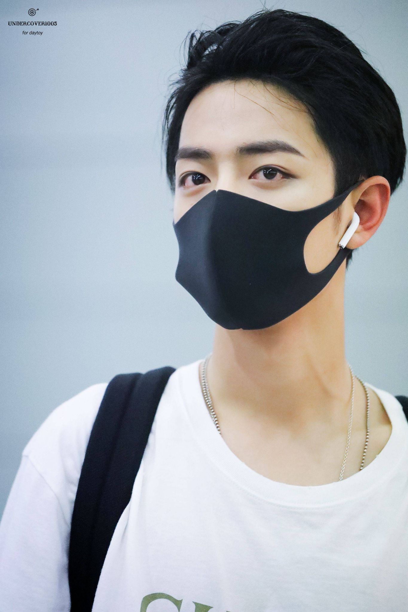 肖战王俊凯最美图片,娱乐圈有哪些丹凤眼的明星