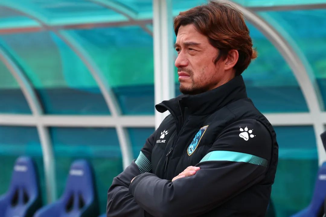 谢晖回申花当主教练,谢晖担任上海上港主教练