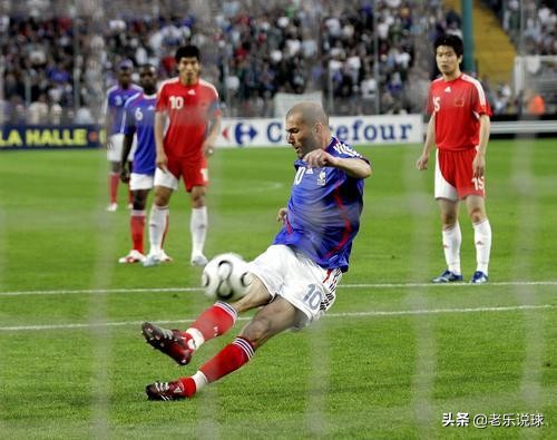 足球世界点球小碎步,足球世界任意球假动作