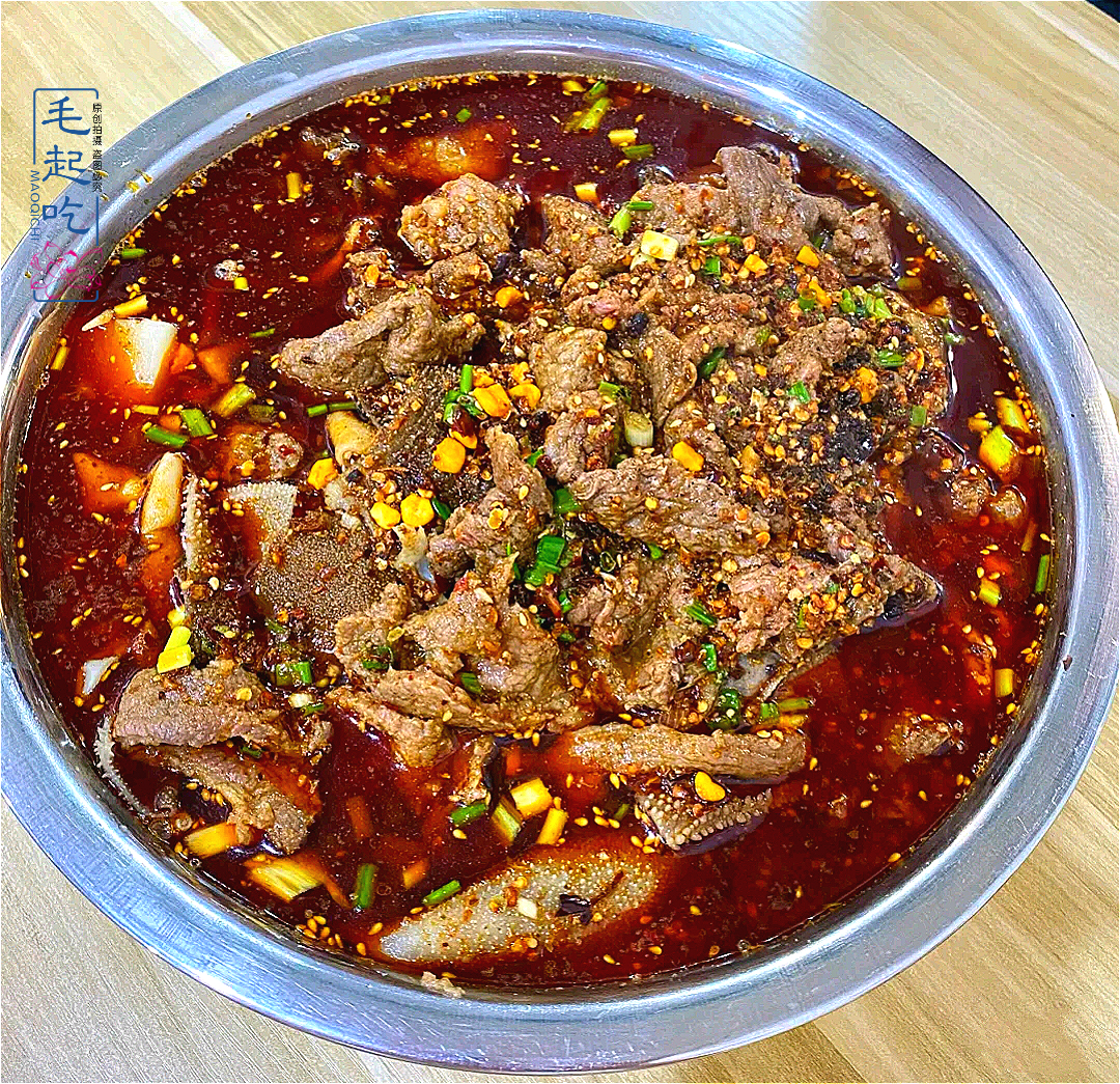 成都建设路很出名的一家冒菜,成都海椒市比较火的冒菜