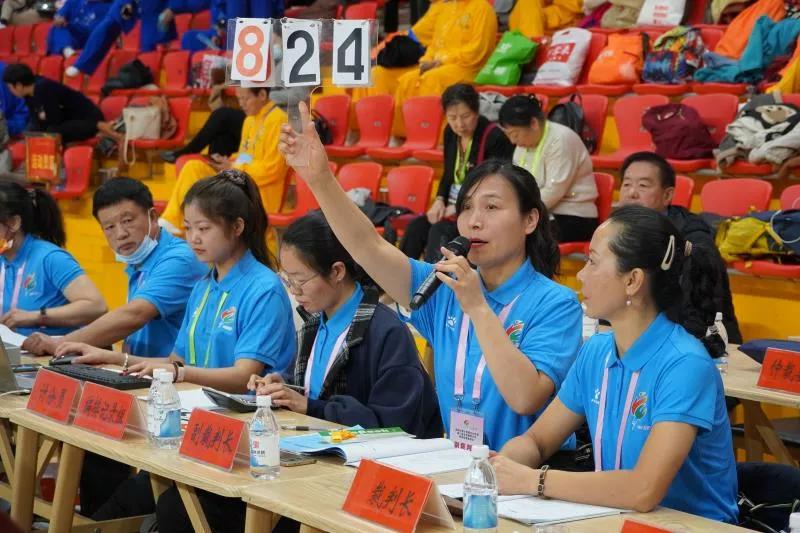 第十四届健身气功比赛视频,全民健身运动会健身气功比赛