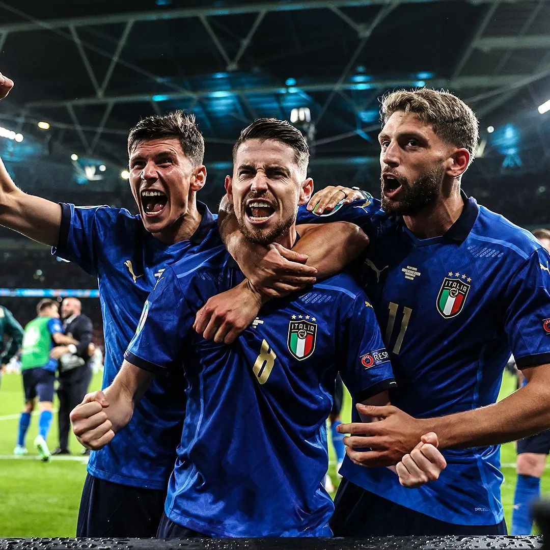 足球回家欧洲杯决赛,足球回家英格兰世界杯