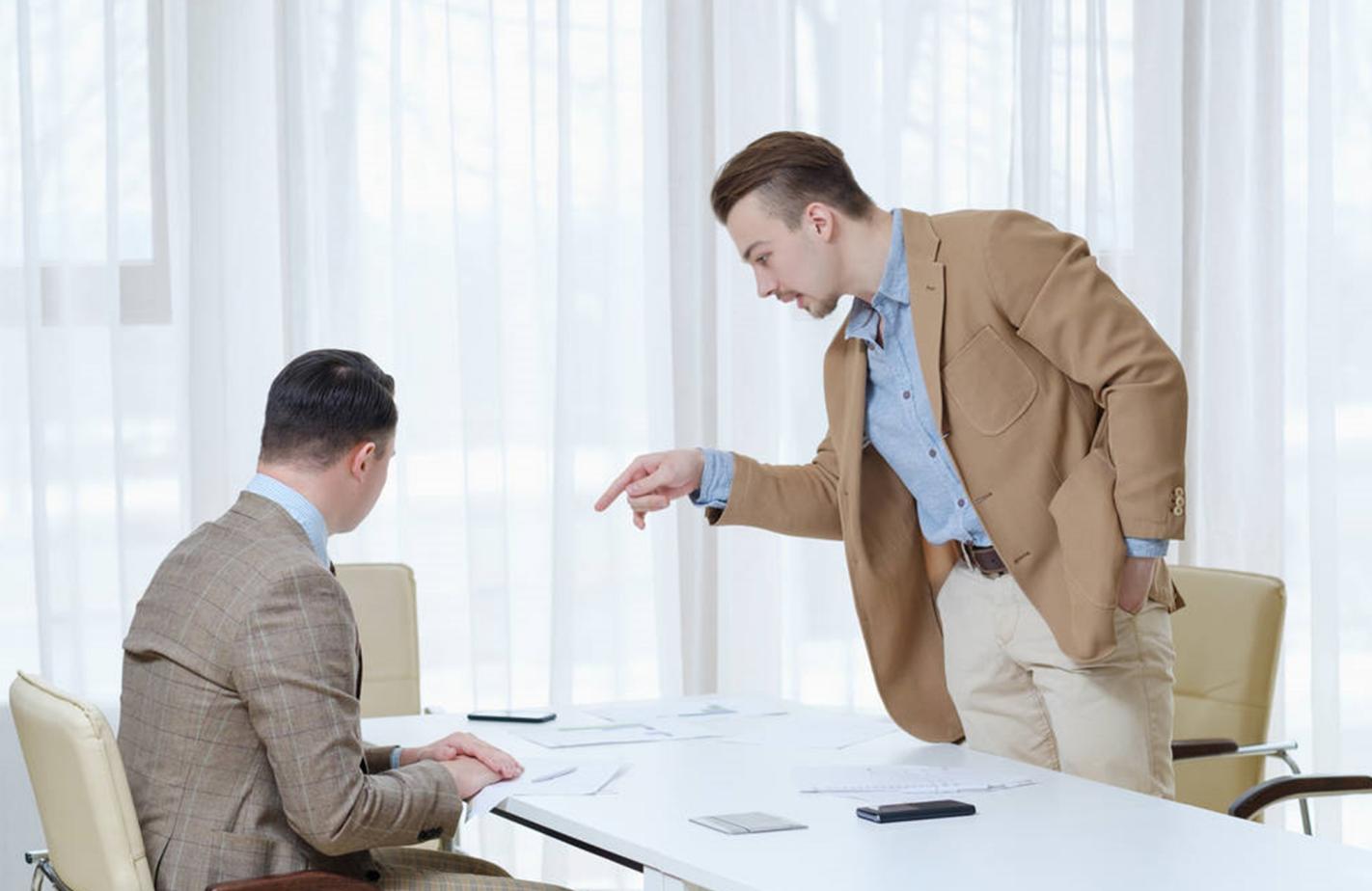 员工认为领导没能力不听话怎么办,当了领导但是员工不听话该怎么做