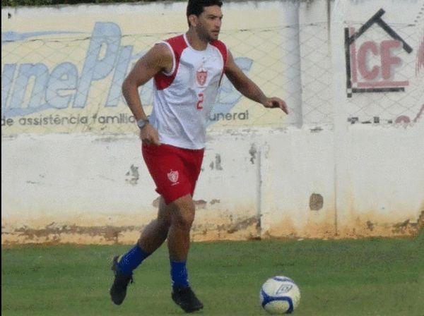 从奔驰女车主之怒另眼看足坛买人怎么才能不被坑！