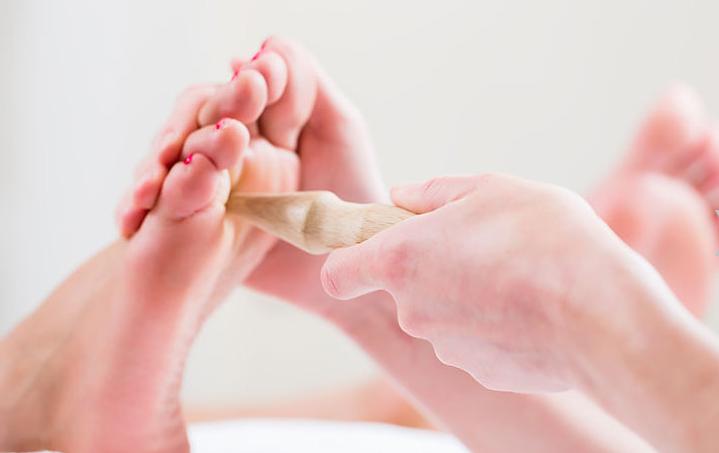 打球小腿前侧肌肉酸痛怎么热身,跑步前要做什么热身肌肉不会酸痛